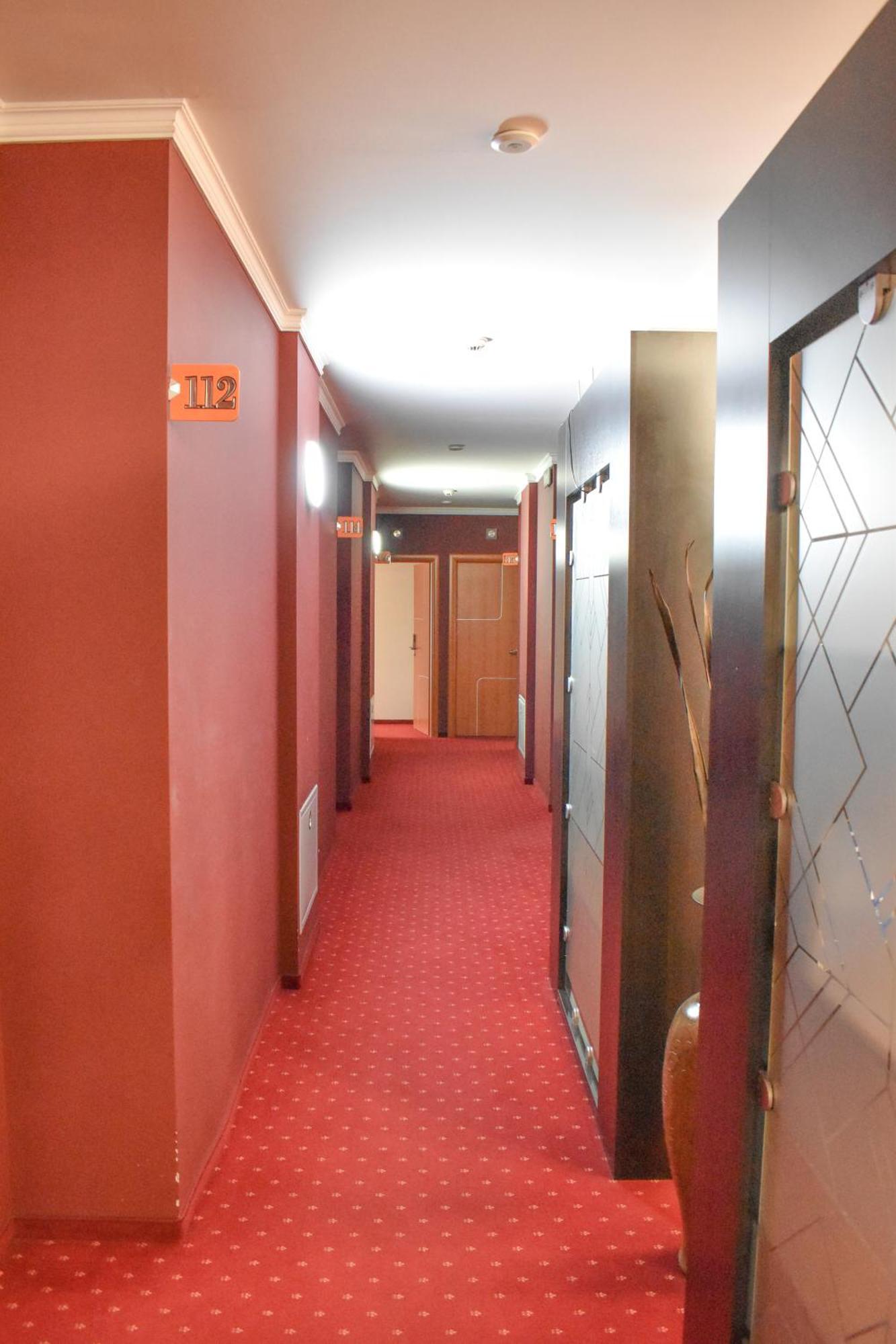 Hotel Hamburg Skopje Luaran gambar