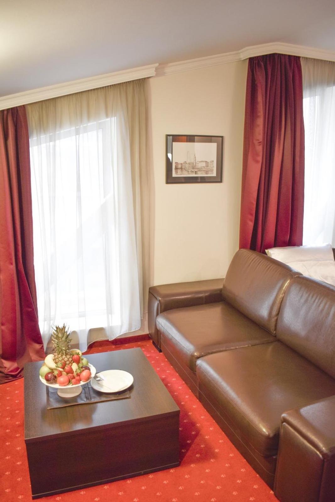 Hotel Hamburg Skopje Luaran gambar