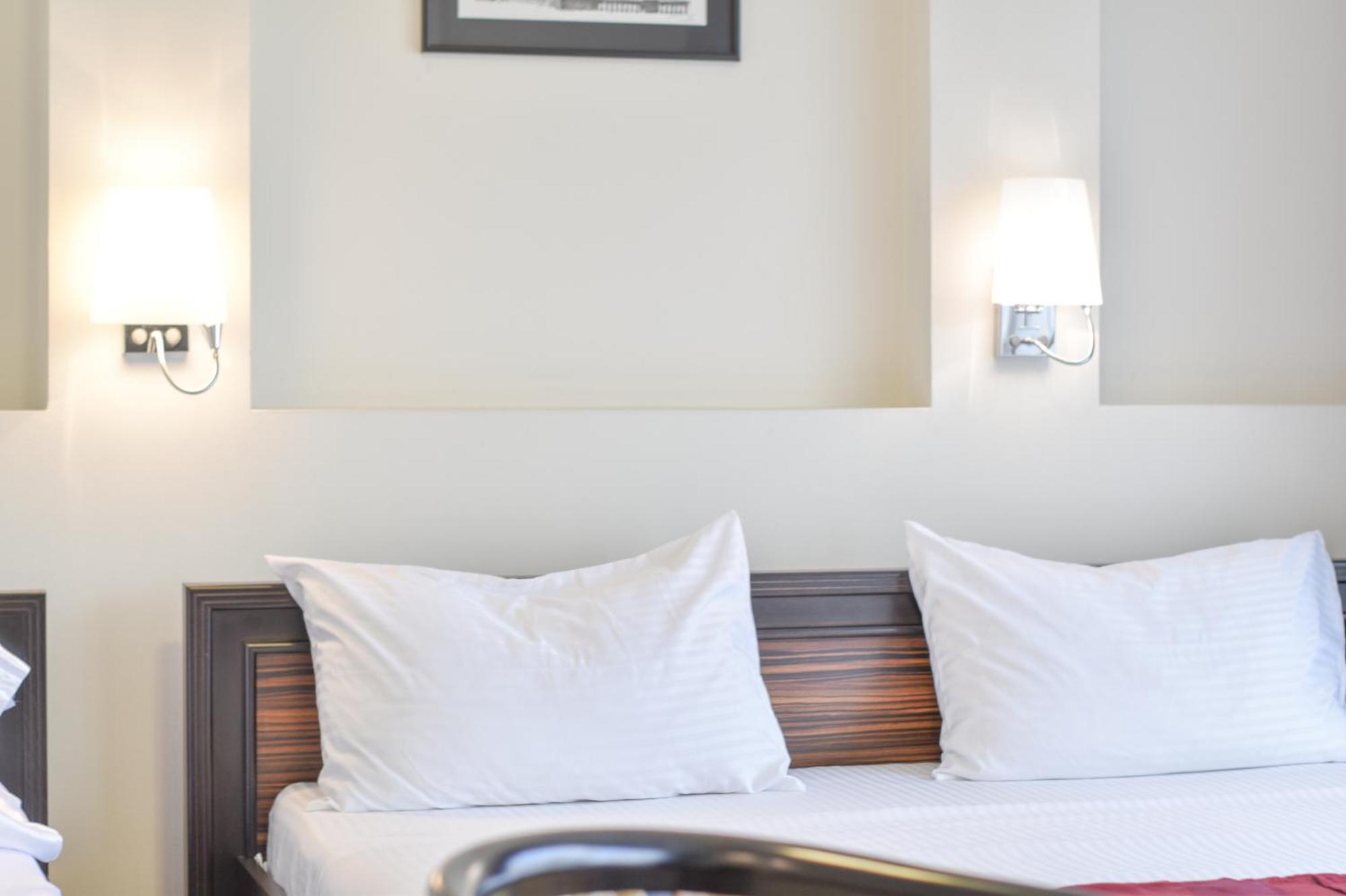 Hotel Hamburg Skopje Luaran gambar