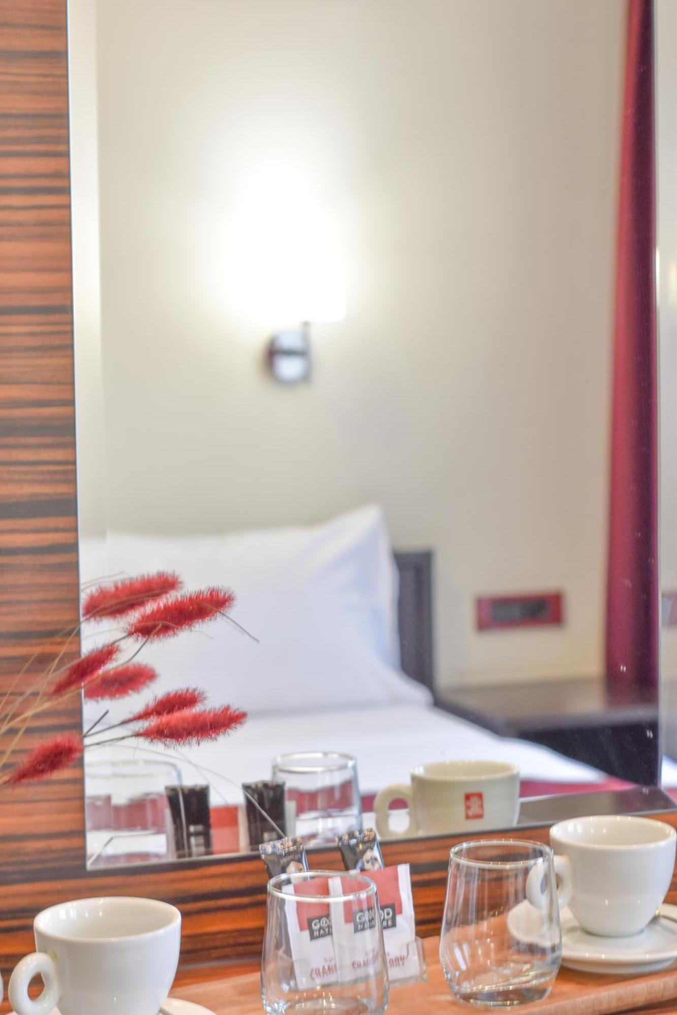 Hotel Hamburg Skopje Luaran gambar
