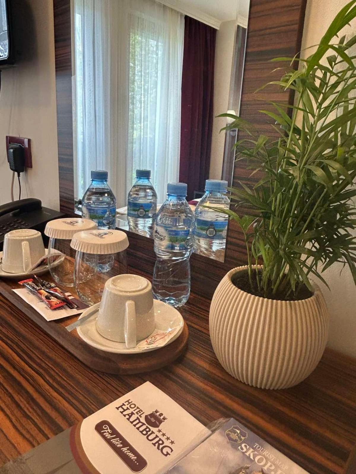 Hotel Hamburg Skopje Luaran gambar