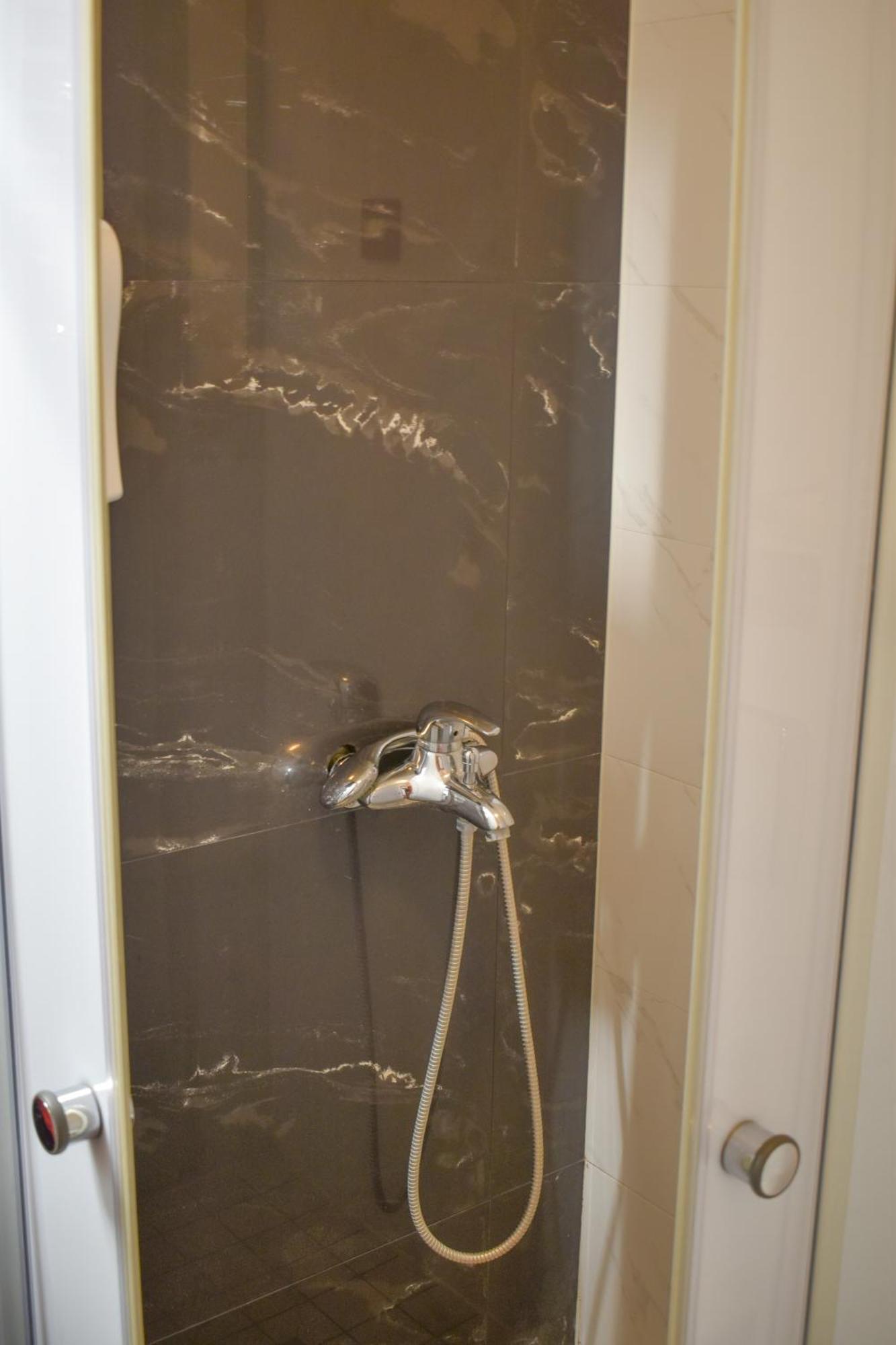 Hotel Hamburg Skopje Luaran gambar