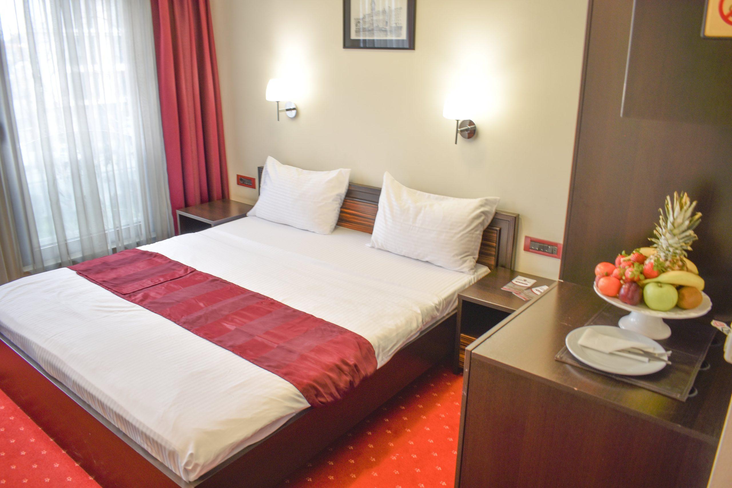 Hotel Hamburg Skopje Luaran gambar