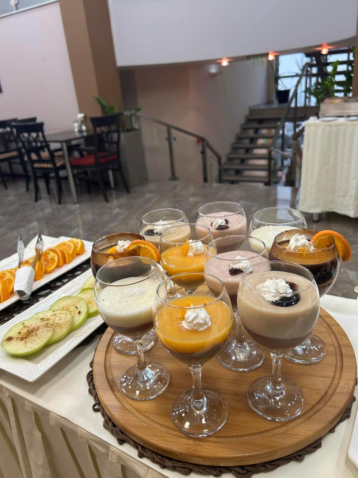 Hotel Hamburg Skopje Luaran gambar